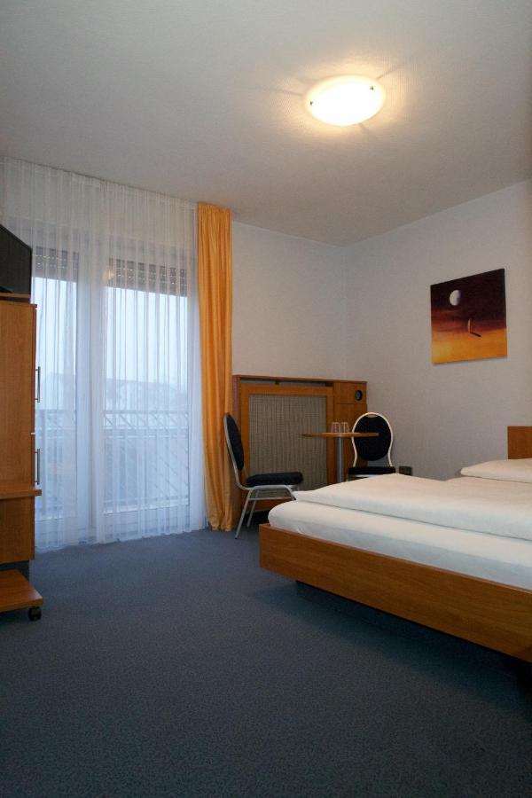 Svg Hotel Diversi Ludwigshafen am Rhein Exterior photo